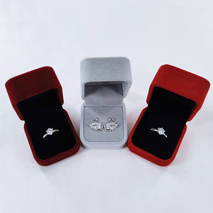 Caja de Exhibición de Terciopelo con Logotipo Personalizado al por Mayor, con Iluminación LED, para Joyería, Anillos, Aretes, Pulseras, Collares y Colgantes - Product Image 1