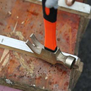 ضمان الأمان من البرونز والألومنيوم ، عدم الاشتعال P مع مقبض مانع للانزلاق للاستخدام في الأماكن القابلة للاشتعال والانفجار - Product Image 5