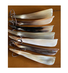 ธรรมชาติ 100% สําหรับแตรรองเท้าและผลิตภัณฑ์แตรควายหัตถกรรม U F International ทําด้วยมือสําหรับขาย - Product Image 1