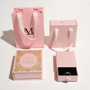 Caja de Embalaje de Joyería Rosa <span class=keywords><strong>al</strong></span> <span class=keywords><strong>por</strong></span> <span class=keywords><strong>Mayor</strong></span>, Disponible en Fábrica, <span class=keywords><strong>para</strong></span> Collar, Anillo, Pulsera, Pendientes, Caja de Papel, Caja de Joyería Personalizada con Logotipo - Product Image 3