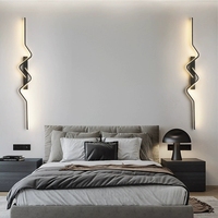 Applique murale moderne pour escalier, luminaires nordiques pour salon, applique murale, plafonnier, luminaires décoratifs pour la maison, longue lampe décorative