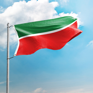 ธงโพลีเอสเตอร์คุณภาพสูงพิมพ์ลายดิจิทัลโลโก้ตามสั่งเพื่อการส่งเสริมการขาย ธงชาติตาร์สถานสำหรับใช้งานกลางแจ้ง ผลิตในประเทศจีน หมายเลข - Product Image 1