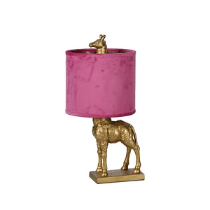 Luminária de resina com base de animais, criativa, pequena, girafa, decoração da casa, lâmpada preta, para mesa de ouro de luxo, para sala de estar