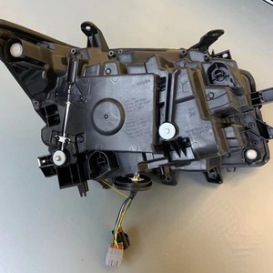 Faros delanteros para el Lexus GX460 2020 (actualizados desde el modelo anterior) - Product Image 3
