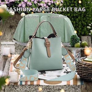 Nuevo Bolso de Noche de Lujo para Mujer, Diseño de Jaula de Pájaro con Pedrería y Diamantes, Cadena Abierta, para Bodas y Ocasiones Especiales - Product Image 2
