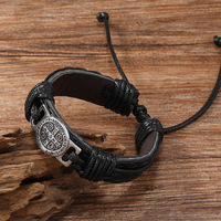 Bracelet en cuir tressé brun Saint-Benoît avec médaille en argent antique, réglable, bracelet religieux, bijoux de Noël