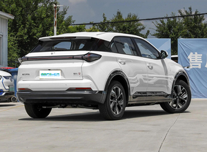 2023 Neta U voiture électrique Offre Spéciale utilisé chine direction gauche sièges en cuir intérieur foncé R18 pneu peinture de voiture d'origine seconde main - Product Image 2