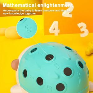 Jouet Montessori hérisson <span class=keywords><strong>motricité</strong></span> fine jouet sensoriel pour bébé <span class=keywords><strong>de</strong></span> <span class=keywords><strong>18</strong></span> + <span class=keywords><strong>mois</strong></span> cognition des couleurs activité d'apprentissage des nombres jouet éducatif - Product Image 4