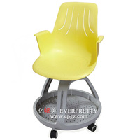 Chaises en plastique chaudes pour l'école, chaise de salle de classe avec roulettes, mobilier scolaire, table et chaise