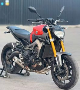 Motocicleta de Calle Yamaha MT-09 de 890cc, Tres Cilindros, Refrigeración por Agua, Inyección Electrónica de Combustible, Potente y de Alta Gama, Motor MT09 de 890CC - Product Image 2