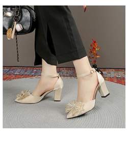 Zapatos de Tacón Alto Sexys para Boda con Diseño de Corte Bajo, Tacón Delicado, Estilo Versátil, Lazo y Punta Cerrada - Product Image 2