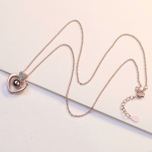Collier « Je t'aime » en 100 langues, pendentif en forme de cœur, plaqué or, bijoux romantiques pour femmes, cadeau d'anniversaire - Product Image 5