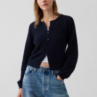 Cardigan-Hersteller Maßgefertigter Damen-Rundhalspullover mit Muschelkanten-Netzstoff Langarm Kurzer Frühlings-Outfit Eleganter Cardigan-Pullover