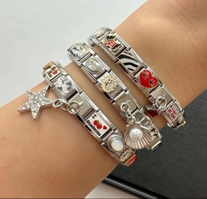 Ultima Moda: Ciondolo Charm <span class=keywords><strong>Italiano</strong></span> Serie Farfalla Colorata, Compatibile con Bracciali in Acciaio Inox da 9mm, per Creare Regali Fai-da-Te - Product Image 4