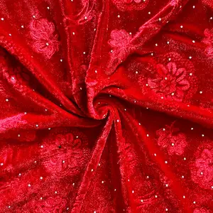 100% Polyester Crush Velvet 3d Prägung Eisen Diamant Stoff für Kleidungs stück