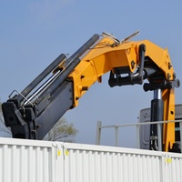 Grue à flèche articulée hydraulique de 16 tonnes, bras télescopique, puissance élevée, grue de camion pliable pour la levée de charges lourdes