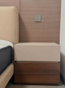 Comodino Moderno Minimalista in Legno Massello Premium con 2 Cassetti e Spazio di Archiviazione per Camera da Letto e <span class=keywords><strong>Arredamento</strong></span> <span class=keywords><strong>Casa</strong></span> - Product Image 3