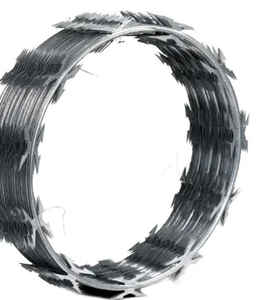 Fil de fer galvanisé à chaud BTO 22, barbelé de 34 mm, espacement des barbelés de 600 mm, 14 m, clôture anti-escalade pour complexe résidentiel - Product Image 5