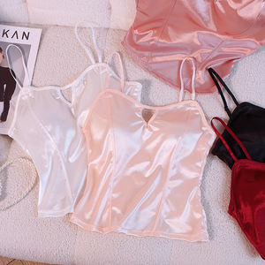 Soutien-gorge tube sexy respirant en soie glacée, sans couture, avec bonnets intégrés, pour femmes, en satin, grande taille - Product Image 1