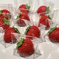 En gros Jouet anti-stress Squishy Fraise à remontée lente, Simulation réaliste de fruits, Cadeaux de fête