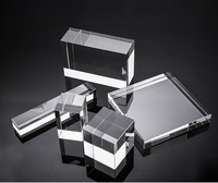 Cube de cristal 3D gravé, support de présentation rectangulaire en verre transparent K9 avec base, emballage en boîte cadeau pour cadeaux d'affaires