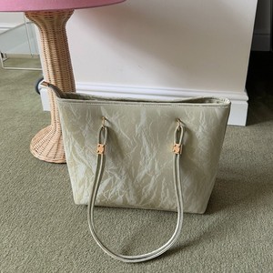 กระเป๋าโท้ทผู้หญิง สีเขียว ความจุขนาดใหญ่ ปิดด้วยซิปแบบนุ่ม ใช้ได้ทุกวัน - Product Image 3