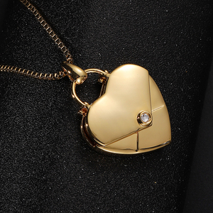 Collana con Ciondolo a Catena Sottile Stile Europeo 2025, Trendy con Zircone a <span class=keywords><strong>Cuore</strong></span> <span class=keywords><strong>Aperto</strong></span> per Fidanzamento e Commemorazione - Product Image 5
