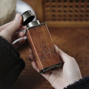 Boîte à thé en étain pur, récipient à thé en pierre de Shoushan, portable, petite boîte de rangement hermétique pour le voyage, idéale pour réveiller les feuilles de thé. - Product Image 2