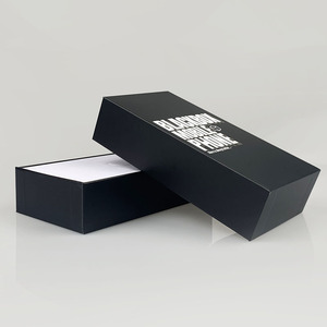 Cajas vacías para teléfono móvil Embalaje de teléfono móvil para <span class=keywords><strong>Iphone</strong></span> 14 pro <span class=keywords><strong>caja</strong></span> negra personalizada 15 Pro Max 11 Plus <span class=keywords><strong>8</strong></span> 7 P - Product Image 2