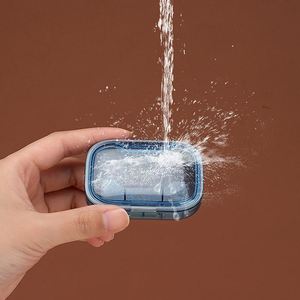 Pilulier personnalisé 7 jours, organiseur de médicaments portable triple dose anti-lumière pour le voyage - Product Image 4