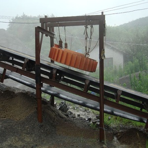 Self-cleaning Iron <strong>Conveyor</strong> <strong>Belt</strong> <strong>Conveyor</strong> Mining Dry Iron <strong>Magnetic</strong> Roller <strong>Separator</strong> Cheap <strong>Price</strong> - Product Image 1