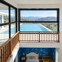 Ventanas Eléctricas de Último Diseño, de Aluminio y Vidrio, Residenciales, con Control Remoto, Automáticas, Verticales, para Baño y Sala de Estar