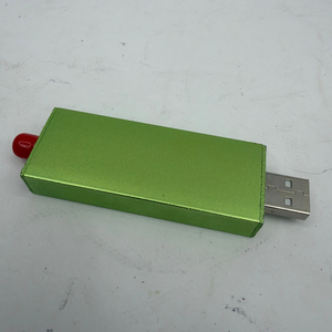 Dongle SDR NEWGEN <span class=keywords><strong>RTL2832</strong></span> al por mayor con TCXO 0.5ppm 25-1760MHz USB 2.0, carcasa verde, a granel para entusiastas de la radio - Product Image 3