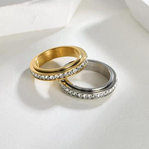 Anillo Giratorio Moderno con Certificación CE, de Acero Inoxidable, Resistente al Agua y al Deslustre, Chapado en Oro de 18K con Incrustaciones de Circonio, Ideal <span class=keywords><strong>para</strong></span> Regalo o Fiesta - Product Image 3