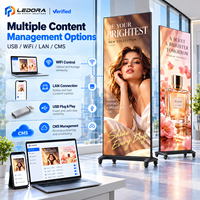 Écran d'affichage publicitaire LED sur pied à contraste élevé pour la promotion des marques en showroom, des événements commerciaux et des événements promotionnels en magasin