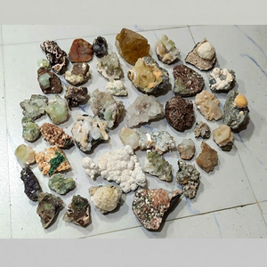 Cristales de Zeolita India Natural Mixta de Alta Calidad, Apofilita, Estilbita, Cavansita, Lote de Minerales en Bruto, Venta al por Mayor de Cristales - Product Image 1