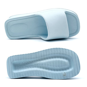 รองเท้าแตะส้นหนาสำหรับผู้หญิง, 2025เทรนด์แฟชั่นฤดูร้อนรองเท้าแตะลิ่มพื้นหนารองเท้าใส่อยู่บ้านหรือชายหาดลำลอง - Product Image 2