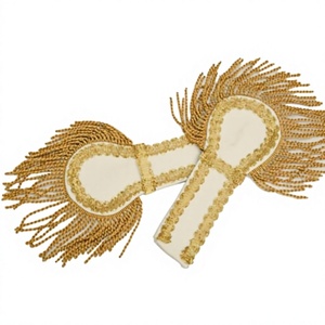 Garniture en fil de filigrane doré 3D réutilisable, à coudre, magnétique, brodée, à franges, en feutre non tissé blanc, pour costume de carnaval, uniforme ou frac - Product Image 1