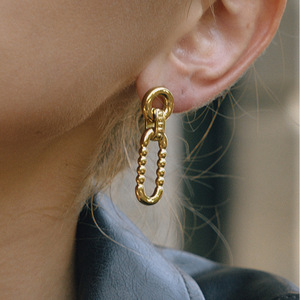 Pendientes colgantes de acero inoxidable 18K con diseño geométrico ovalado en forma de O, joyería de lujo ligero de alta gama para mujer - Product Image 3