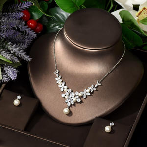 Женский Комплект украшений из колье и серег с фианитами, N-1261 - Product Image 3