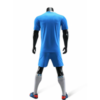 Kit d'uniformes de football d'équipe, couleurs blanches et rouges par Sublimation, personnalisé de haute qualité, 4 pièces