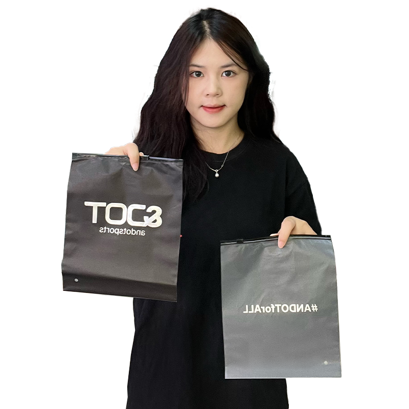 Black Frosted Zipper Bag Heavy Duty Plastic for Cosmetic Clothing Shoes Socks Supermarket Packaging Zipper Lock with Logo