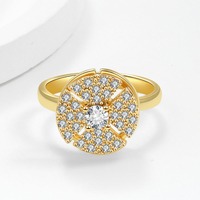 Anillo Abierto de Trébol Redondo con Pavé Completo de Circonitas Blancas Delicadas, de Latón Bañado en Tono Dorado, Giratorio Antiestrés, Nueva Joyería con Encanto para Uso Diario