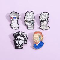 Cadeau Unique Célébrité Statue Humaine Art Émail Pins En Gros Classique Figure Sculpture Revers Chemise Sac À Dos Sac Broches Broches