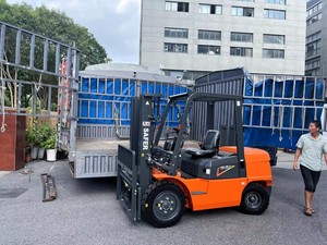 Montacargas Diésel SAFER de 3 Toneladas, Elevador Industrial con Capacidad de Carga de 3 Toneladas, Funcionamiento Estable para Almacén/Fábrica - Product Image 4