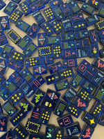 Panel Mahjong Amerika Modern Motif Naga Bintang Biru Berkilauan dengan 160 Buah Ubin Akrilik Berukir dan Alasnya