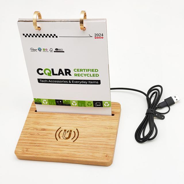 2025 Factory Promotional Gift Sets Bamboo Magnetic Wireless Charger Pad with Calendar Set