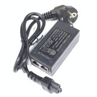 Injecteur PoE passif 24W 24Vdc 1A Gigabit Ethernet RJ45 Adaptateur de bureau CE Alimentation pour commutateur Ethernet CE Caméra CCTV CPE