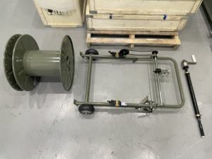 Enrouleur de câble à <span class=keywords><strong>fibre</strong></span> optique tactique portable de type support à roue fixe - Product Image 3