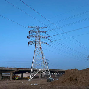 <span class=keywords><strong>Tour</strong></span> de transmission <span class=keywords><strong>à</strong></span> <span class=keywords><strong>double</strong></span> circuit en treillis galvanisé, conçue sur mesure pour les projets de réseaux électriques <span class=keywords><strong>à</strong></span> grande échelle - Product Image 1